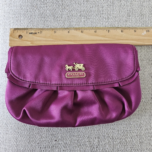 Coach clutch - Picture 2 of 8